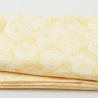 Wilmington Essentials - Circle Burst Sunshine 3 Yard Cut