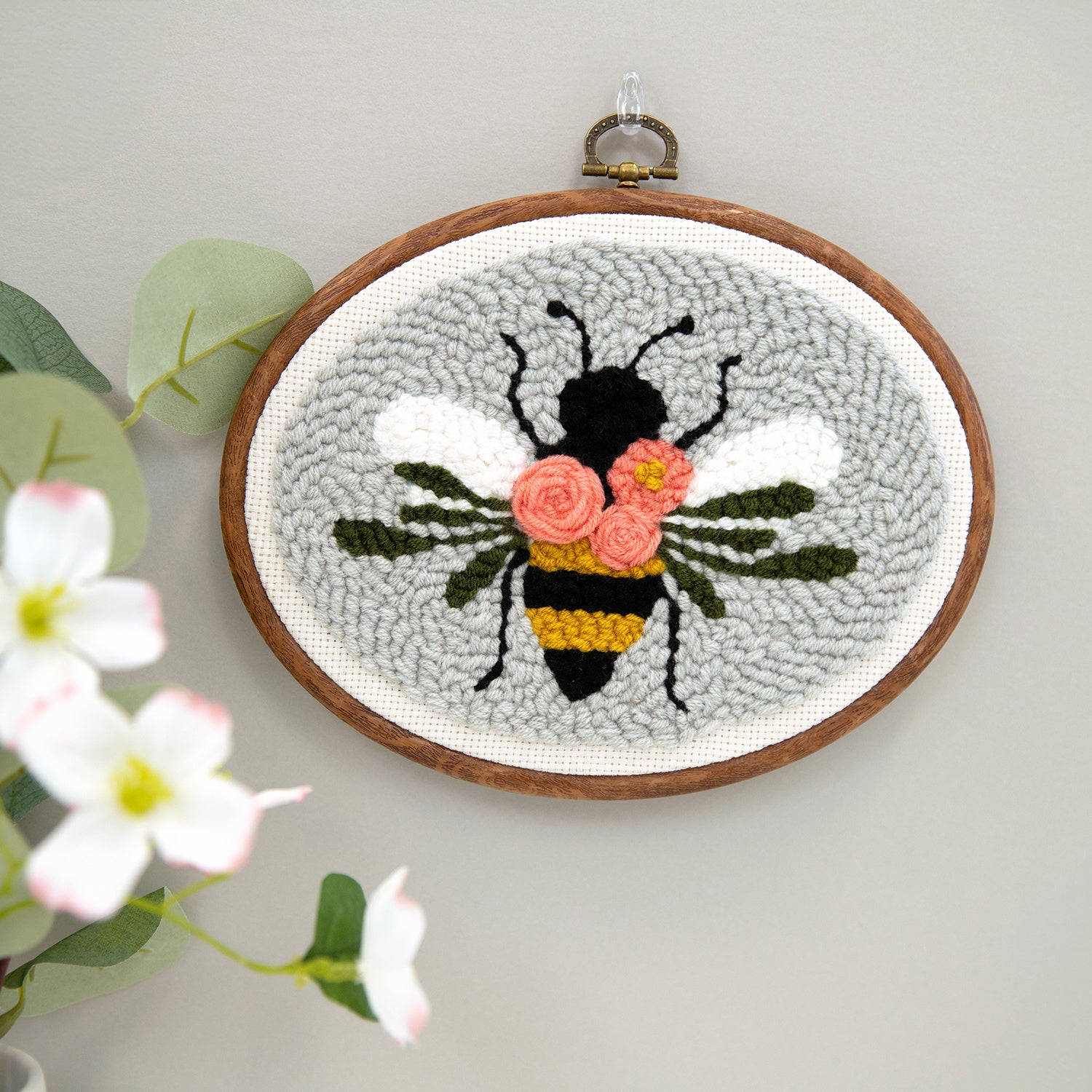 Bloomin' Bee Punch Needle Hoop Kit