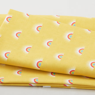 Pint Sized Prints - Sundaze Pineapple 2 Yard Cut