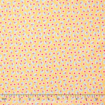 Calico Days - Strawberry Yellow Yardage