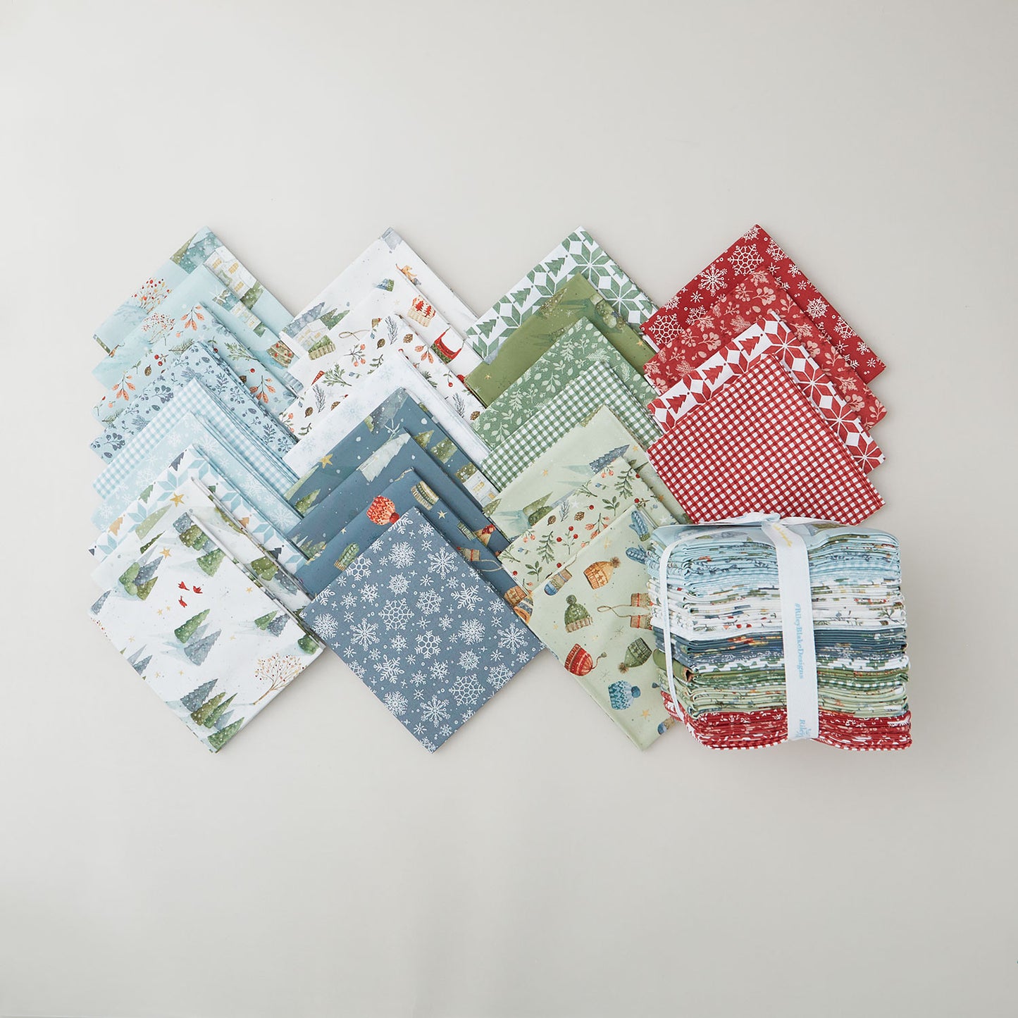 Magical Winterland - Fat Quarter Bundle Primary Image