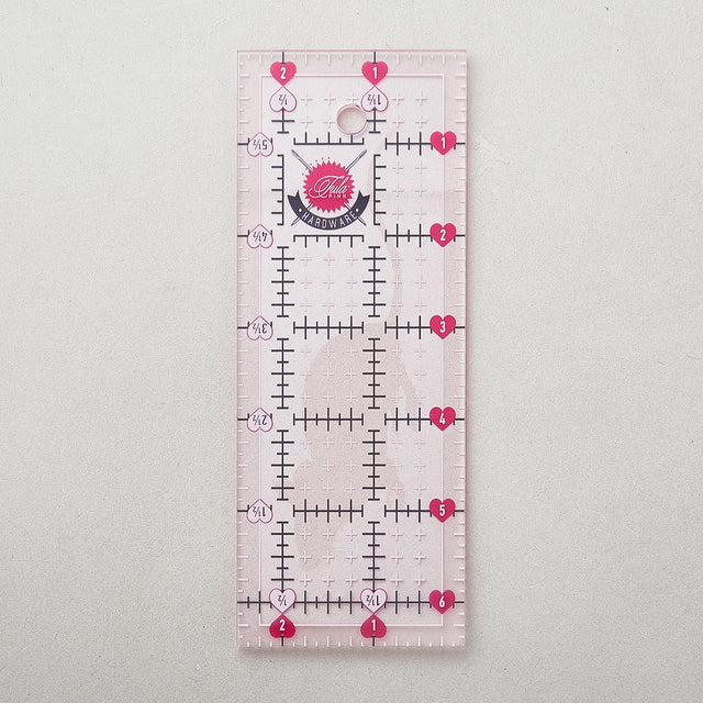 Tula Pink 2.5" x 6.5" Non Slip Mouse Ruler Primary Image