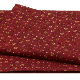 Gratitude & Grace - Laurel Wreaths Red 2 Yard Cut