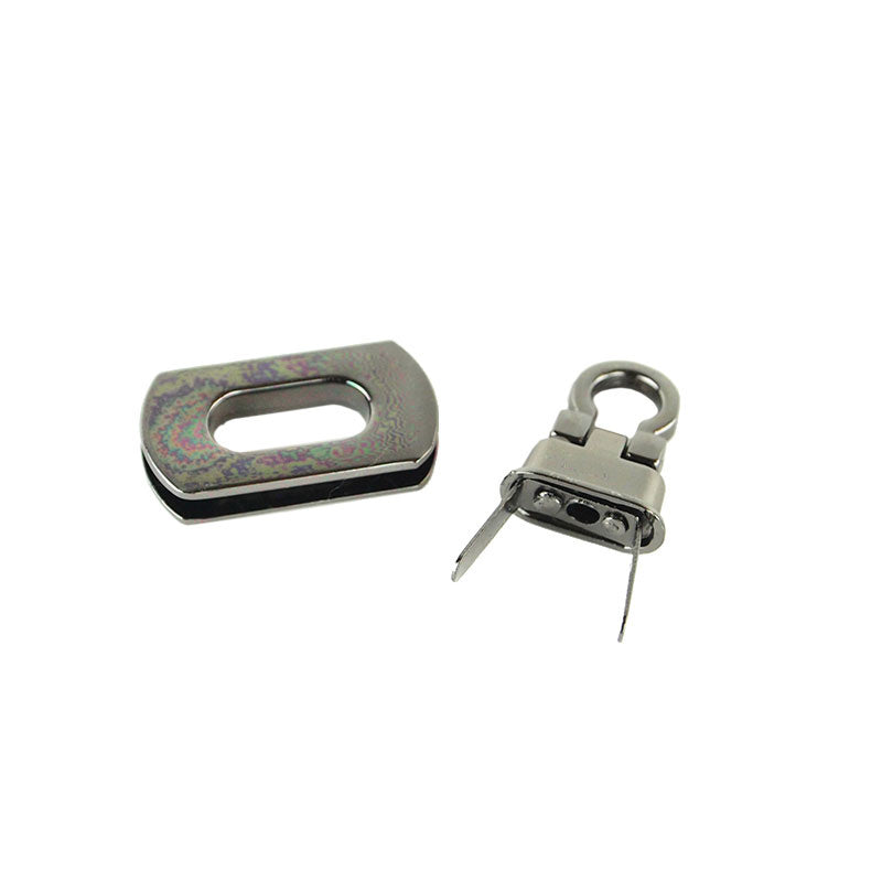 Sallie Tomato Pocket Flip Lock - Gunmetal